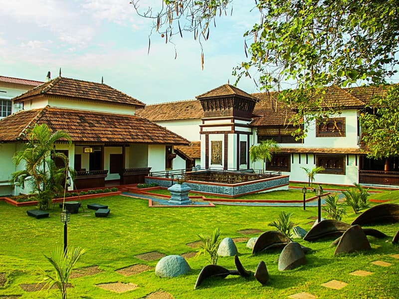 Vaidyaratnam Museum